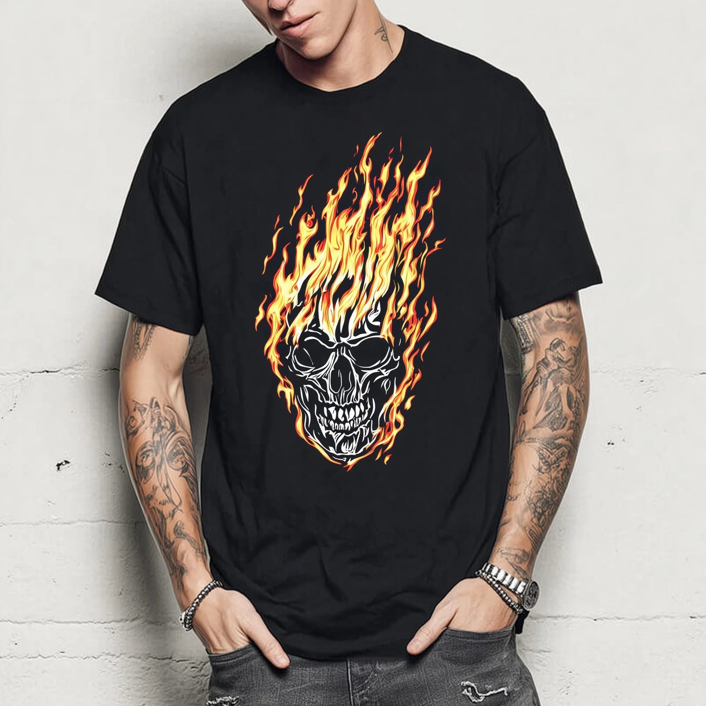 Trendy Tees For Man Casual T-Shirt Flame Skull Graphic Print Summer Streetwear Top