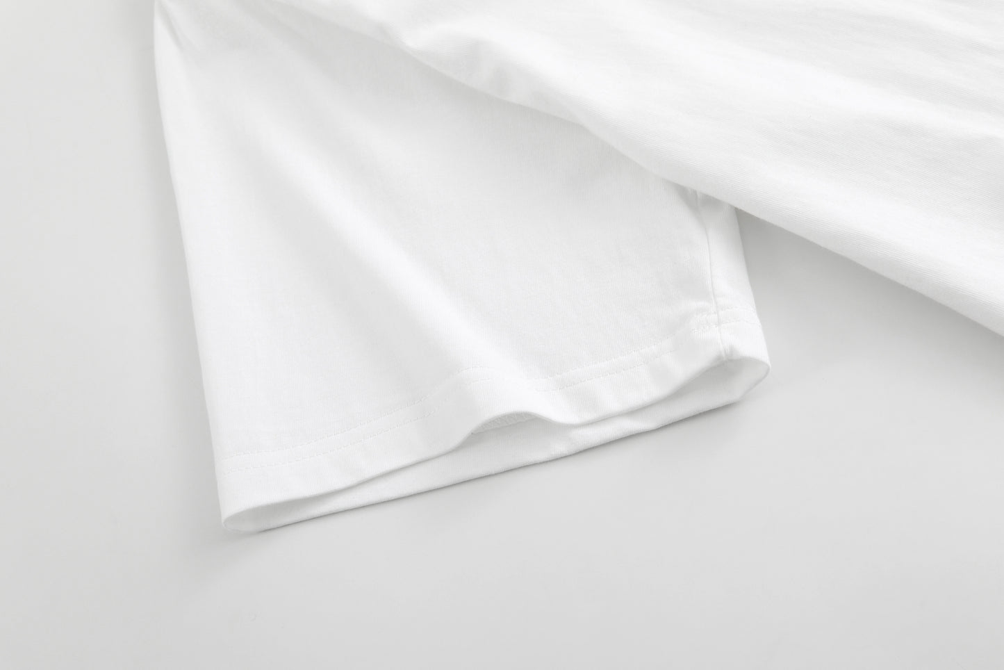 Casual Round Neck Short Sleeve T-Shirt Regular Fit Board Type Men's Fashion Top Class A Quality