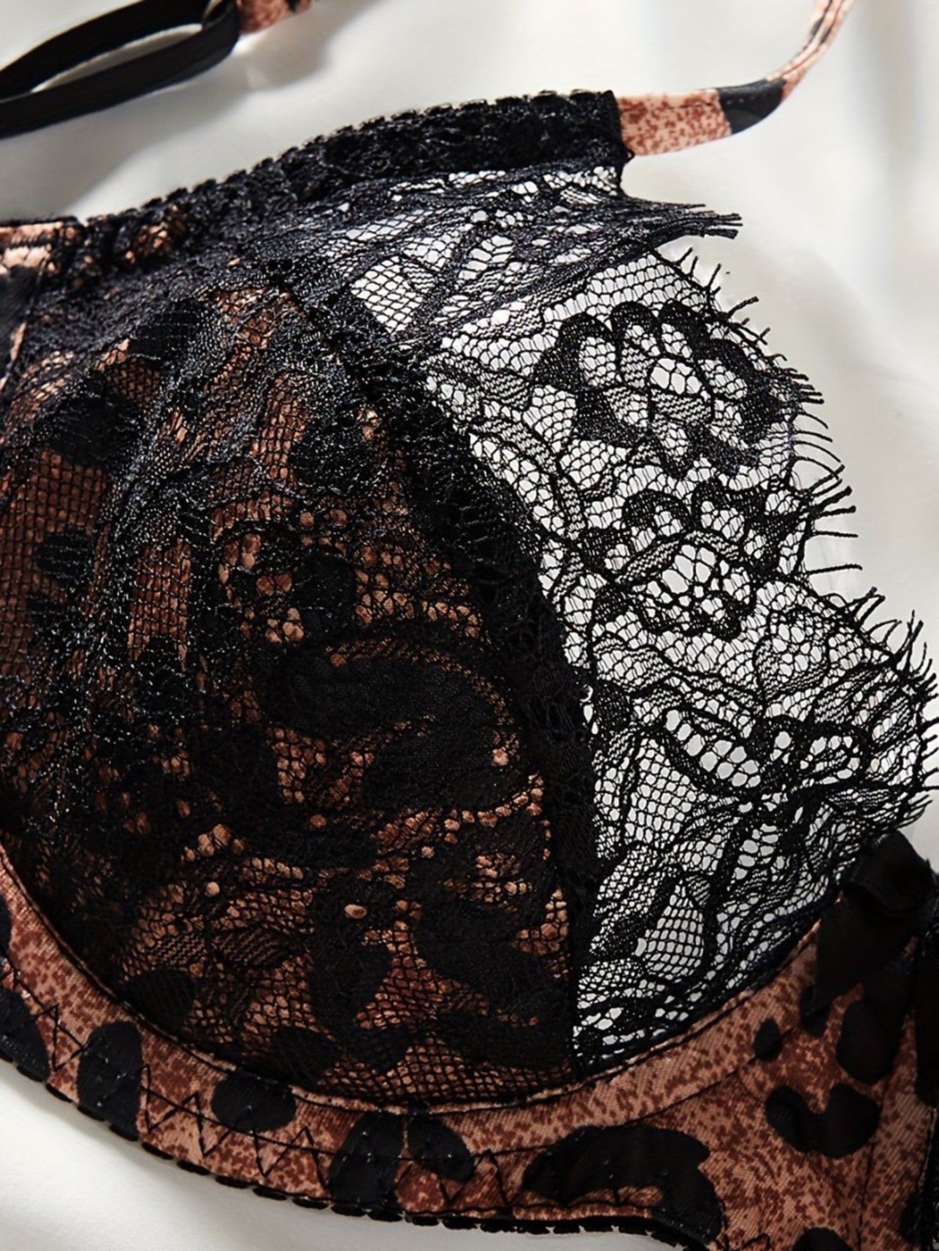 Women's Sexy Lingerie Summer Hotsweet Wild Lace 2025 Charming Sheer Leopard Print Sweetheart Neck Night Lingerie